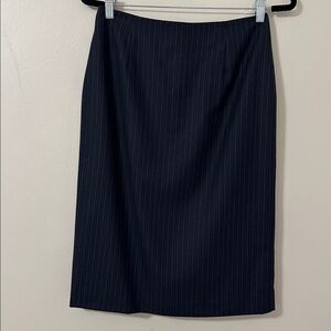 Brooks Brothers 346 Women’s 100% Wool Black Pinstripe Pencil Skirt Size 4 Office